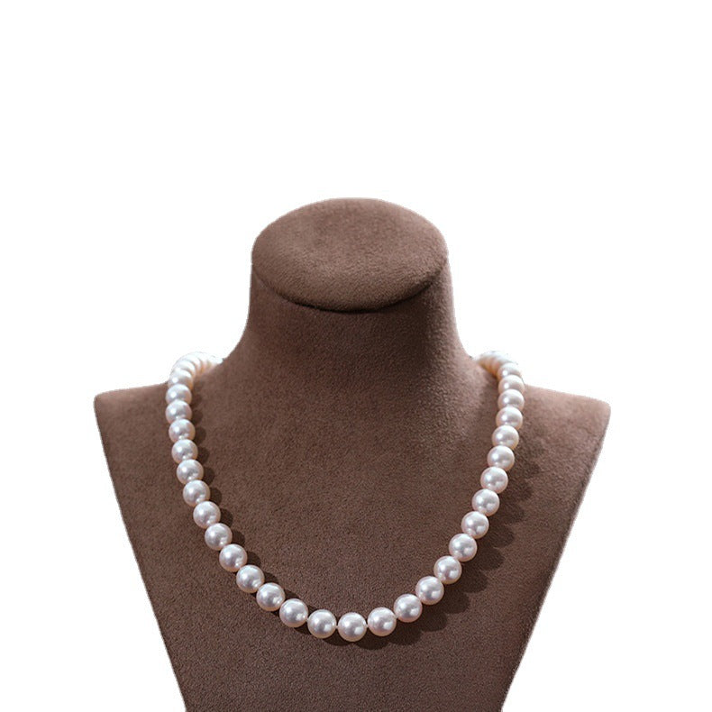 Graceful And Fashionable Sweater Pearl Necklace